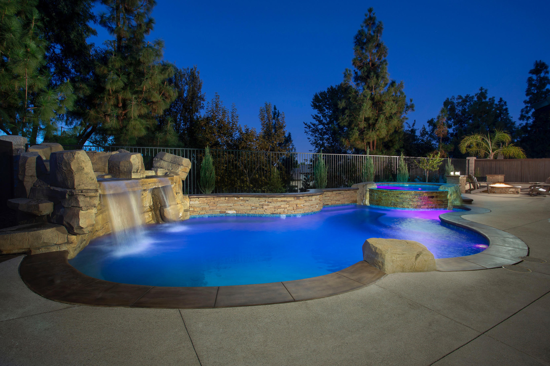 Swimming Pool Designer delivering top-quality pools